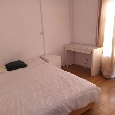 Chambres Privees Proche Gare St Roch Pansiyon Montpellier
