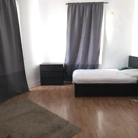 Pansiyon Chambres Privees Proche Gare St Roch *